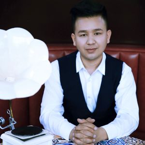 业余性自由摘花毛茸茸高清
